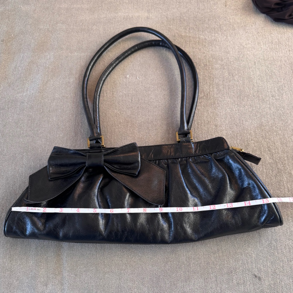 HOBO Black Leather Bow Shoulder Bag - Picture 8 of 8